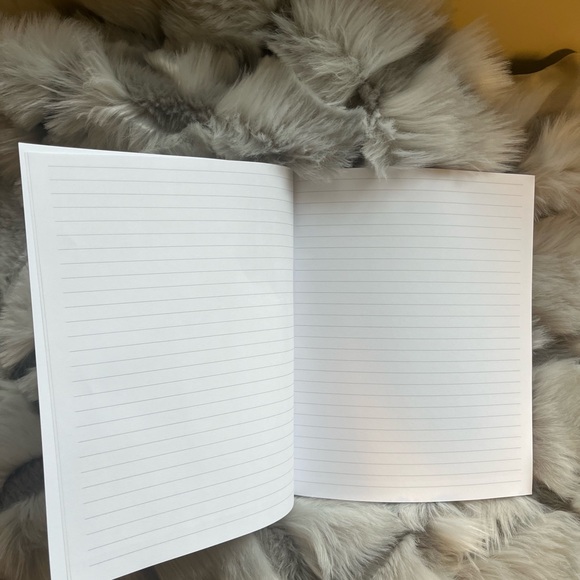 Notebook - Picture 2 of 3